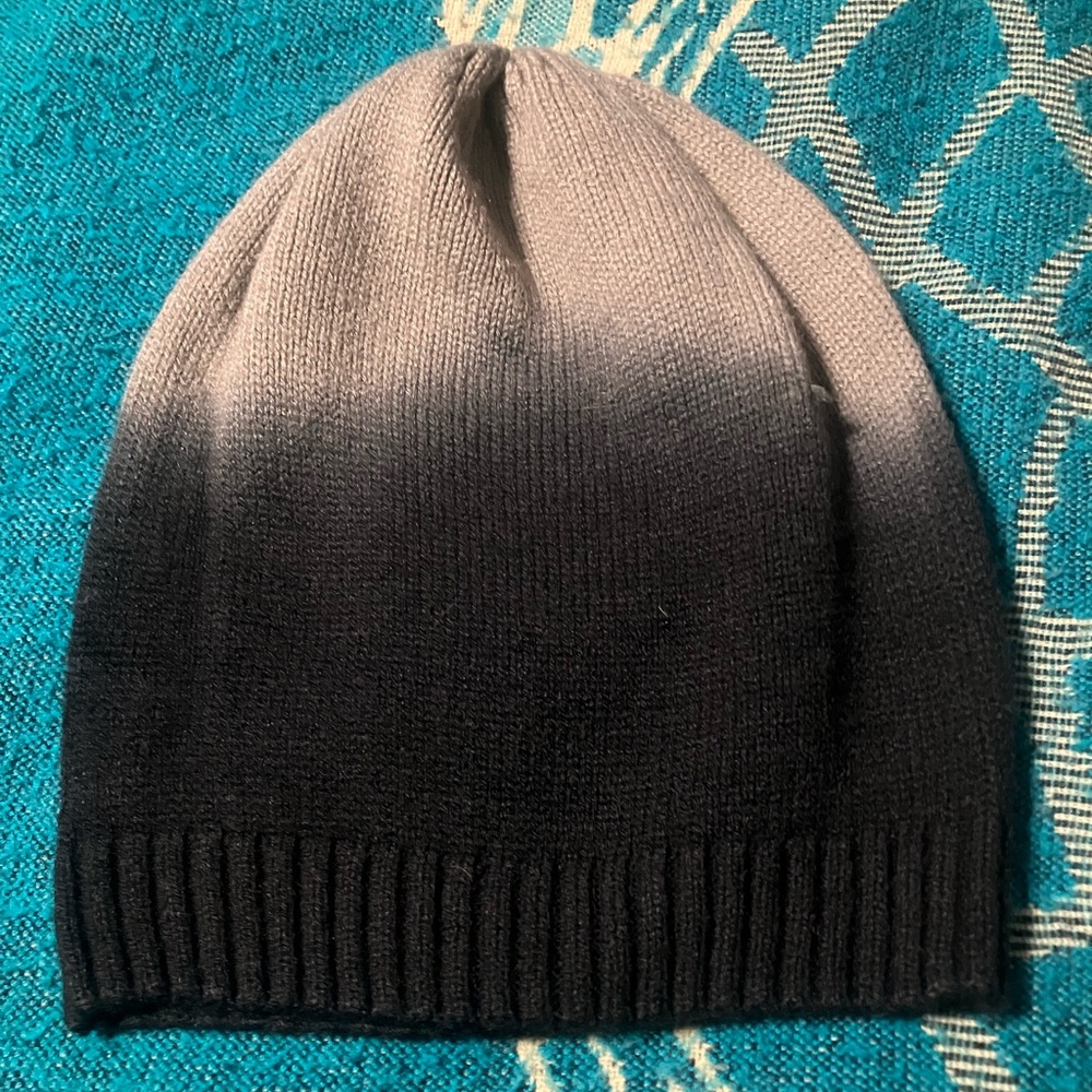 Earthbound Gray and black ombré beanie hat